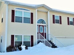 24 Curtis St, Springfield, MA 01119