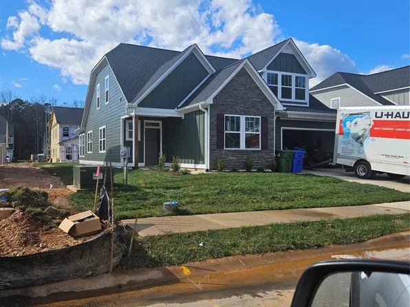 48 Twain Trl, Fletcher, NC 28732