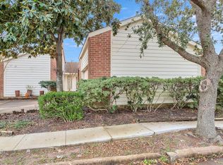14211 Hillvale Dr, Houston, TX 77077