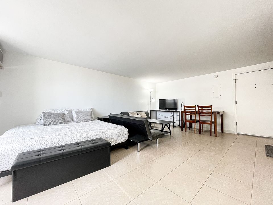 1st image of 824 Kinau St APT 1004