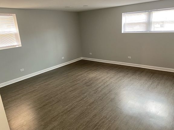 5th image of 5154 Carol St #1B