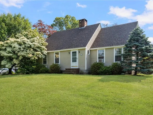 2477 Kingstown Rd S, Kingston, RI 02881