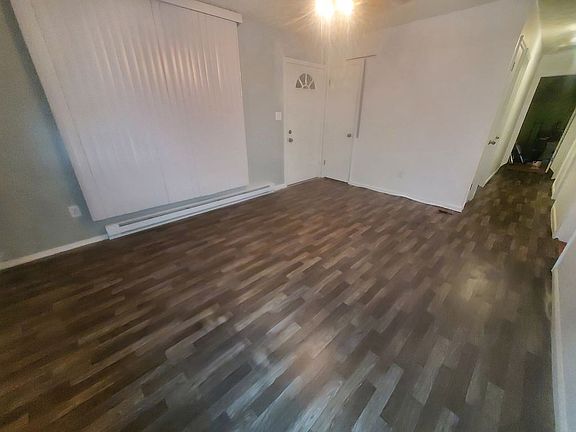 3rd image of 74 Knoll Woods Dr