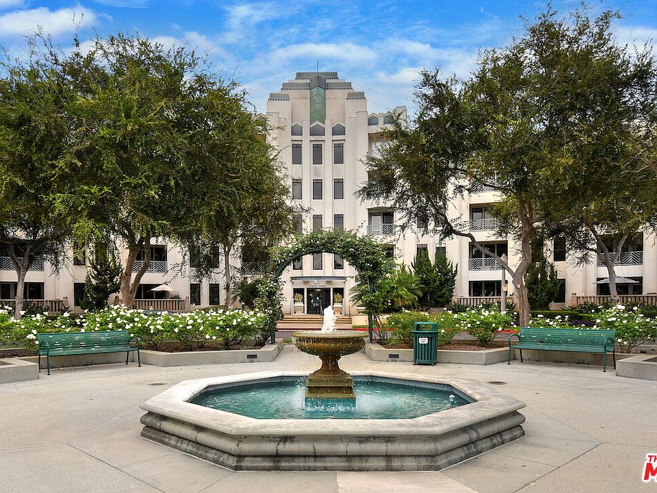 1st image of 5625 Crescent Park W APT 109