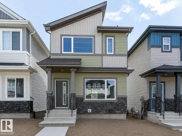 3617 Triomphe Blvd, Beaumont, AB T4X 0C3
