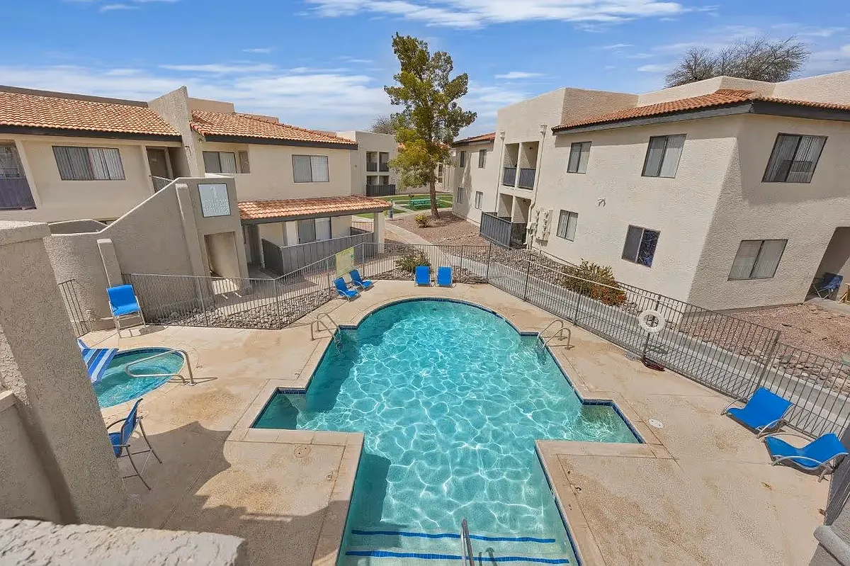 Building Photo - Tierra Ridge