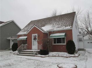 818 Parker Blvd, Buffalo, NY 14223