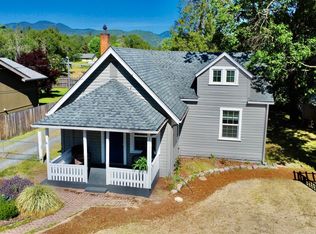 27 SW Western Ave, Grants Pass, OR 97526