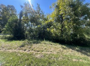 615 E Cypress St, Fitzgerald, GA 31750