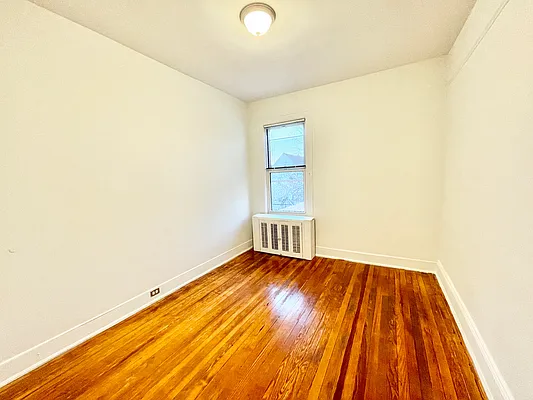 Rented by Amorelli Realty | media 9