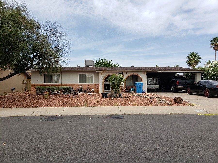 1st image of 3334 W Willow Ave