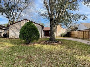 2327 Briarlee Dr, Houston, TX 77077