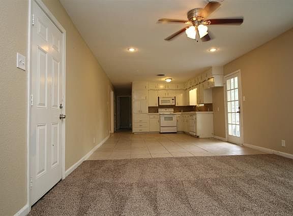 2nd image of 5824 Trail Lake Dr