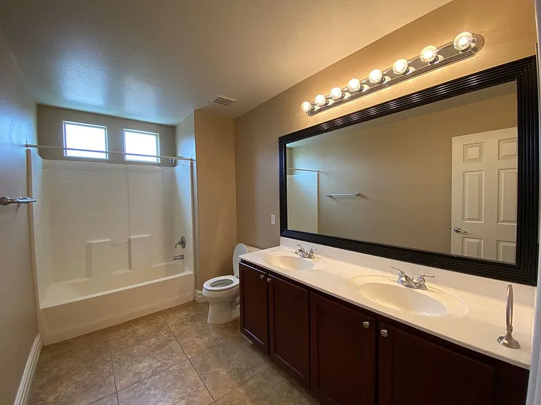 6694 Aviston St — Photo 11