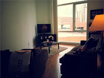 Rented by R New York