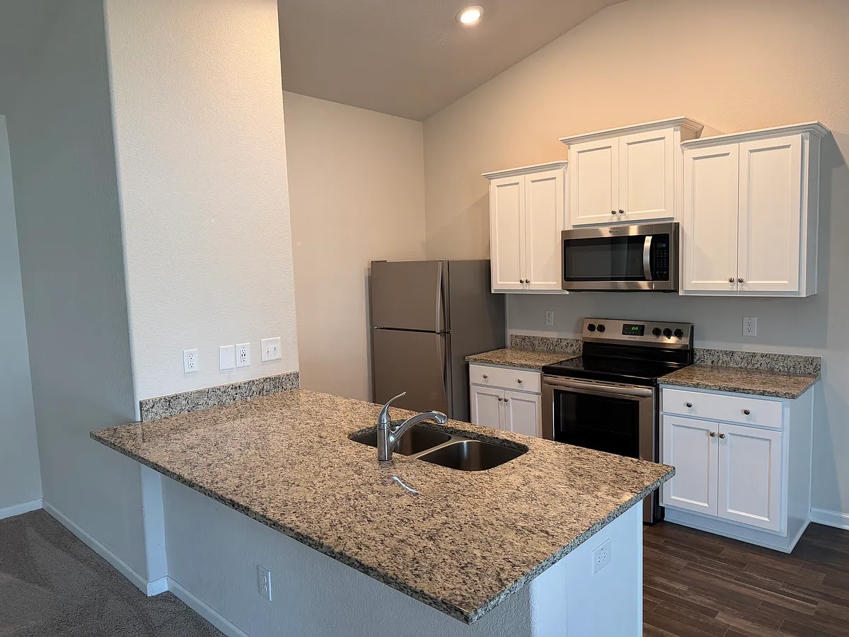 Building Photo - 229 Brisk Dr