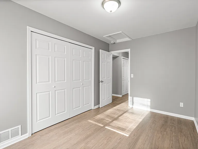 816 Asylum St #5 — Photo 12