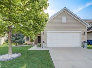 15388 Royal Grove Ct, Noblesville, IN 46060
