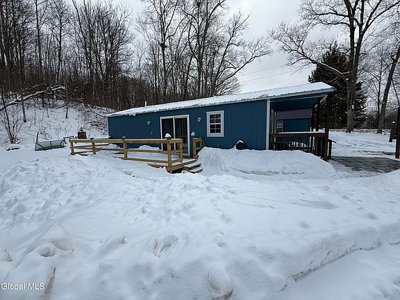 3rd image of 416 Upper Turnpike Road