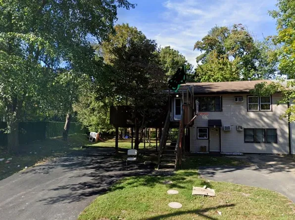 7 De Ronde Road, Monsey, NY 10952