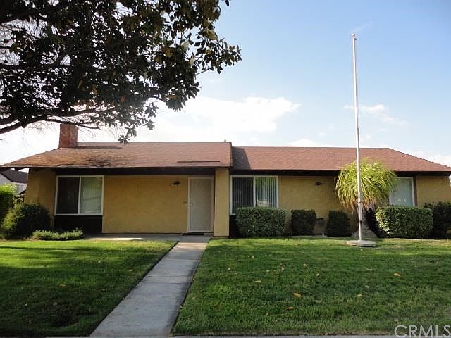 1st image of 332 E Thornton Ave