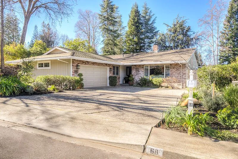 68 Alta Loma Ct photo 1