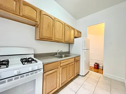 Rented by BRICK & GALO REALTY CORP | media 20