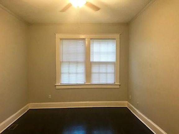 3rd image of 425 London St