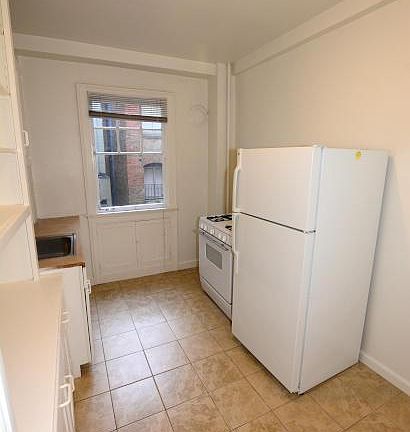 4th image of 938 Geary St APT 205