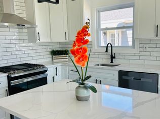 10 Banning Ct, Toms River, NJ