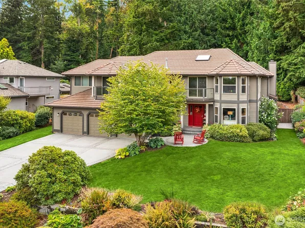 2235 Squak Mountain Loop SW, Issaquah, WA 98027