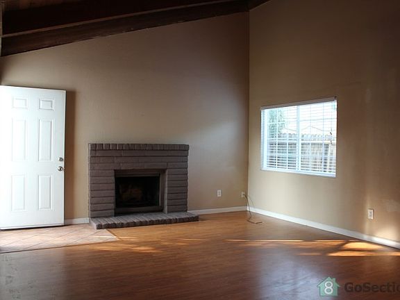 3rd image of 2543 Plantation Pl