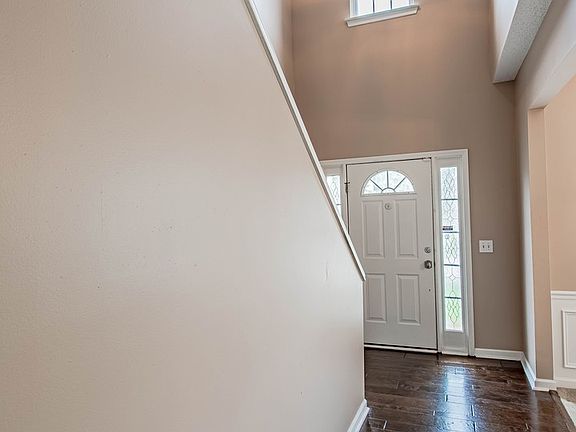 2nd image of 319 Karsten Creek Dr