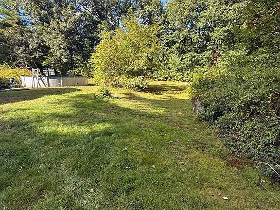 3rd image of 45 Upton Rd