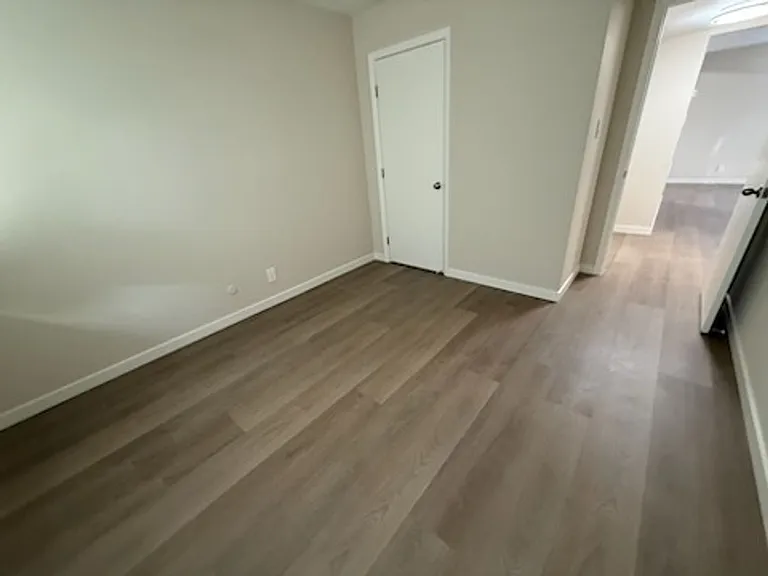 1132 Capuchino Ave — Photo 9