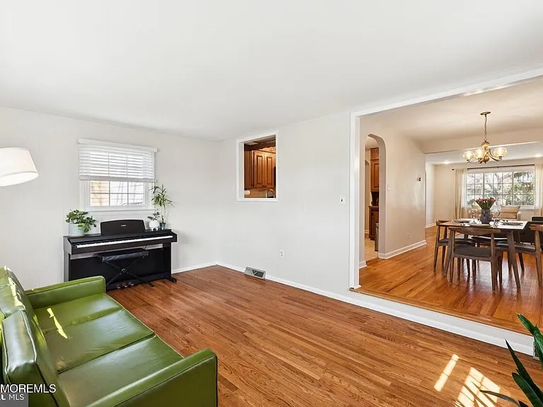 5160 Garfield Ave — Photo 18