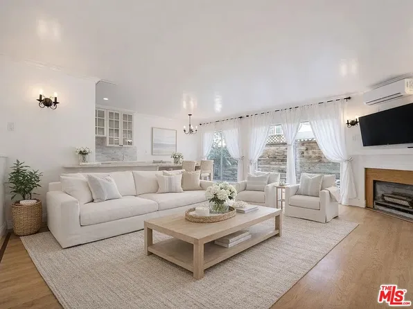 1141 19th St APT 2, Santa Monica, CA 90403