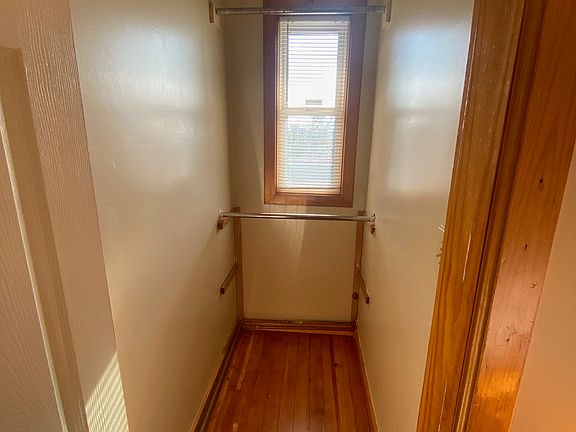 5th image of 36 Draper St Floor 3