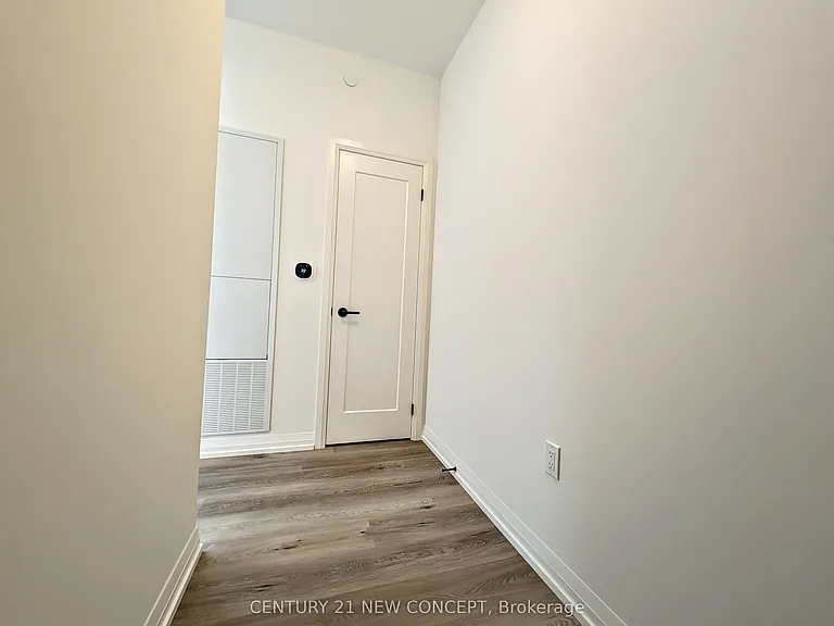 280 Dundas St W #1602 — Photo 3