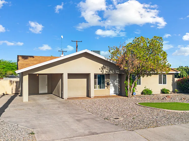 2911 N Granite Reef Rd — Photo 26