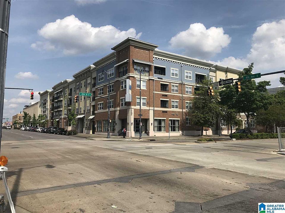 2nd image of 401 20th St S Unit 310