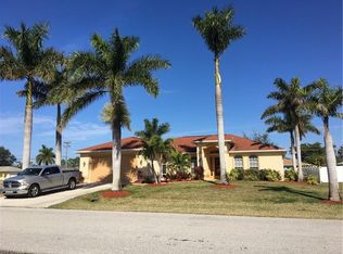 121 SE 4th St, Cape Coral, FL 33990
