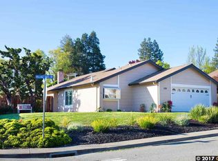 1098 Village Oaks Dr, Martinez, CA 94553