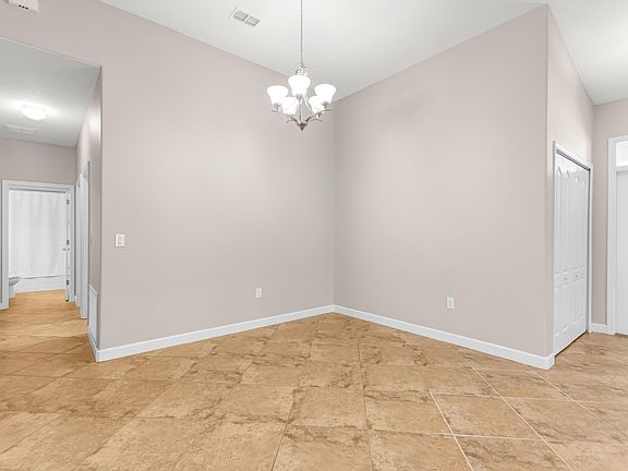 3rd image of 1317 Gleneagles Ln