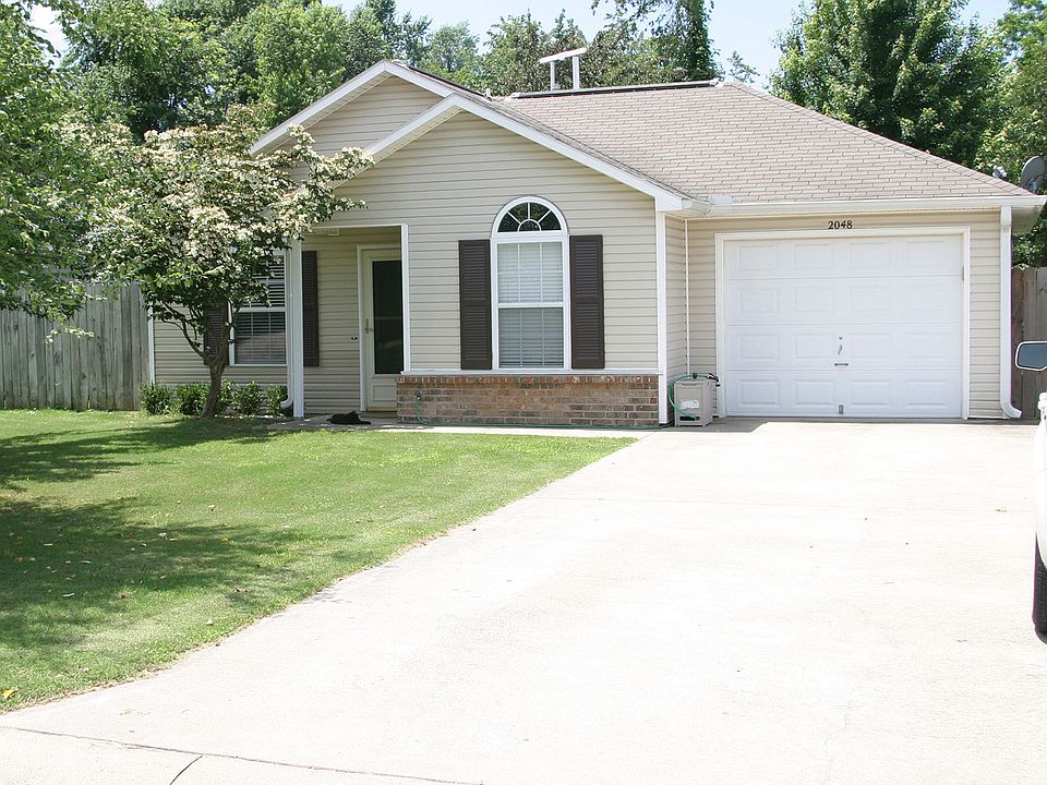 1st image of 2048 Wood Tree Ct