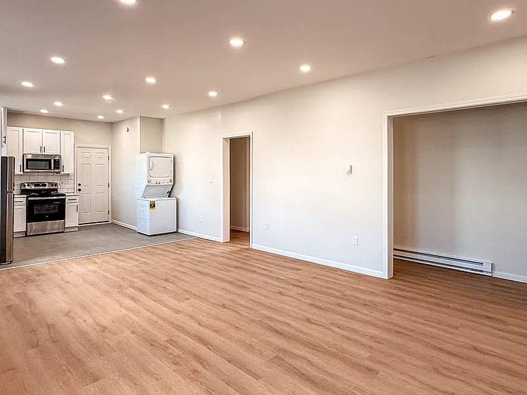 296 Wyoming Ave #2A — Photo 5