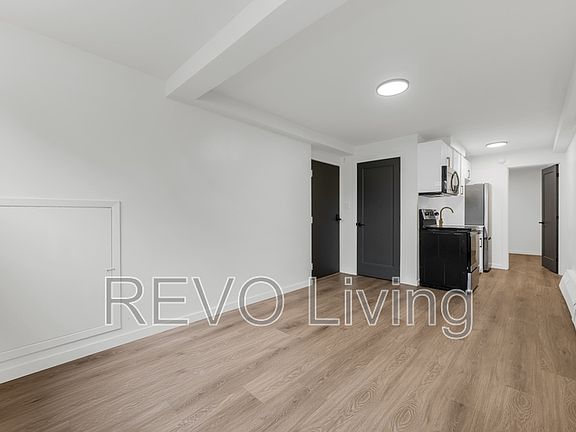 5th image of 60 Triller Ave #1