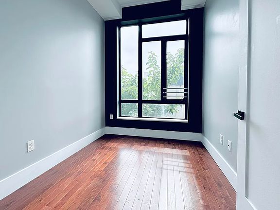 4th image of 1190 Bedford Ave APT 2