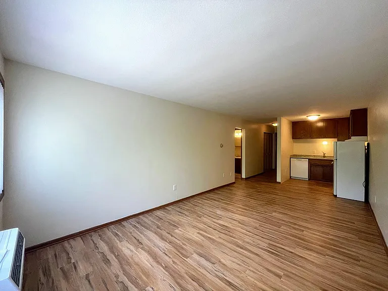 400 6th Ave SE #25 — Photo 2