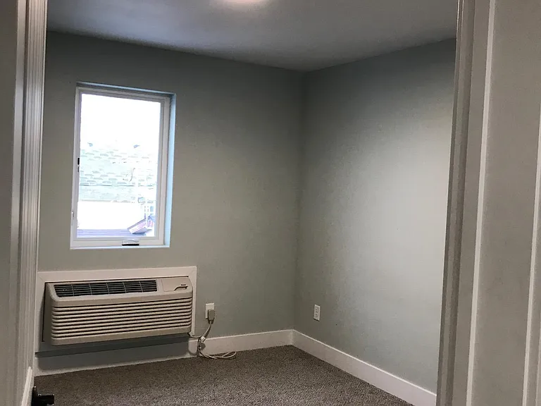 116 3rd Ave #4 — Photo 5
